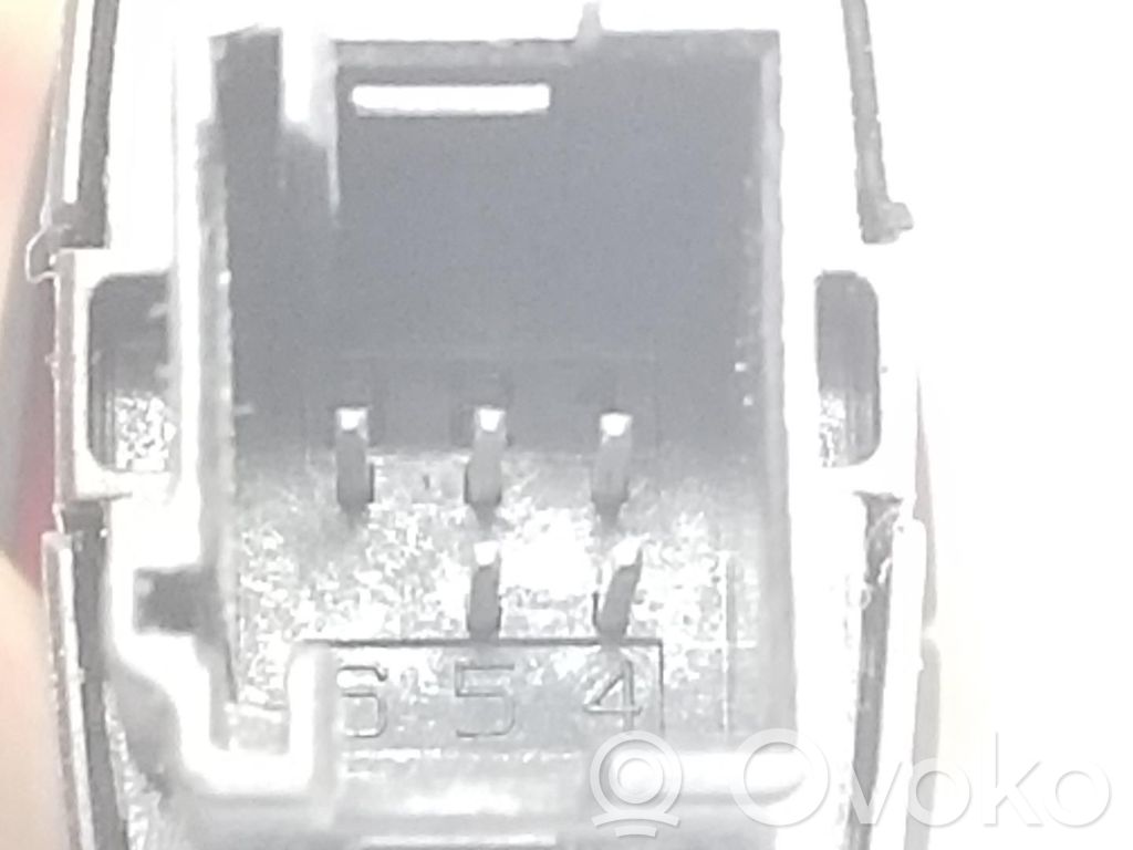 BMW 5 F10 F11 Comutator lumini pericol