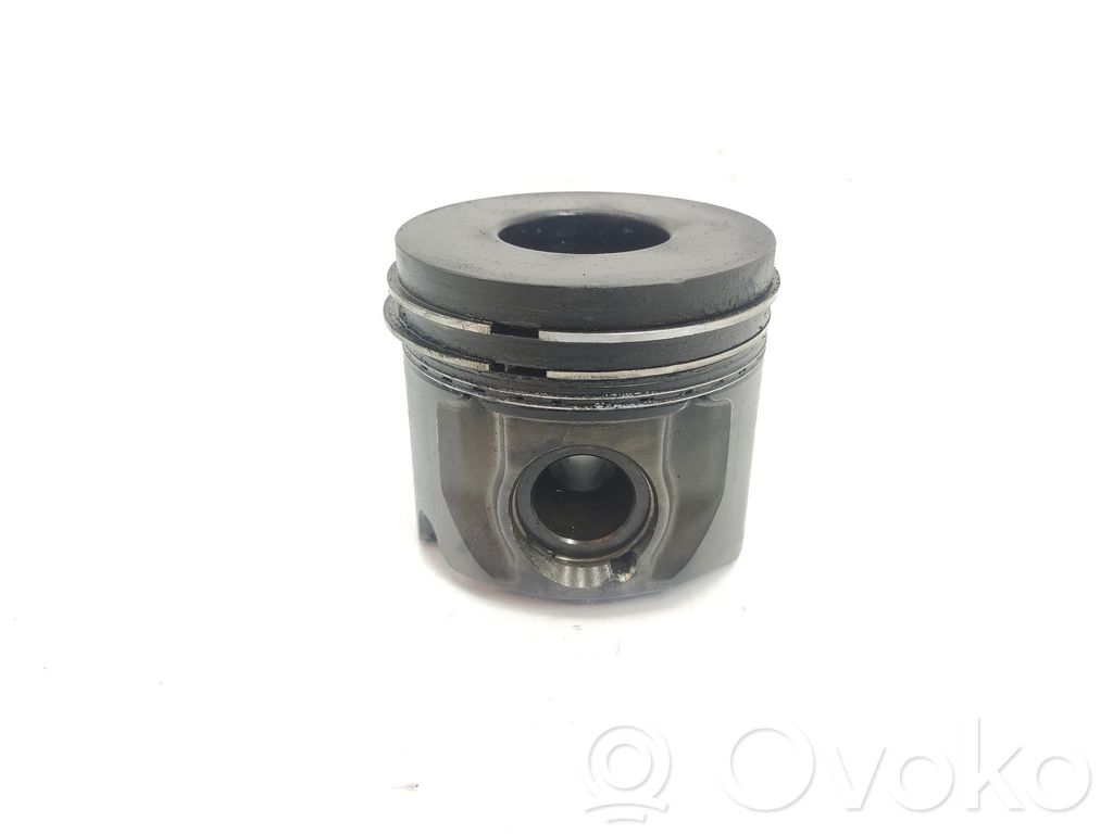 Ford Transit Piston 