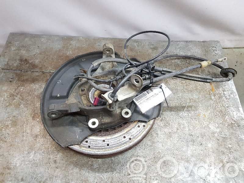 Mercedes-Benz CLS C218 AMG Fuso a snodo con mozzo ruota posteriore 