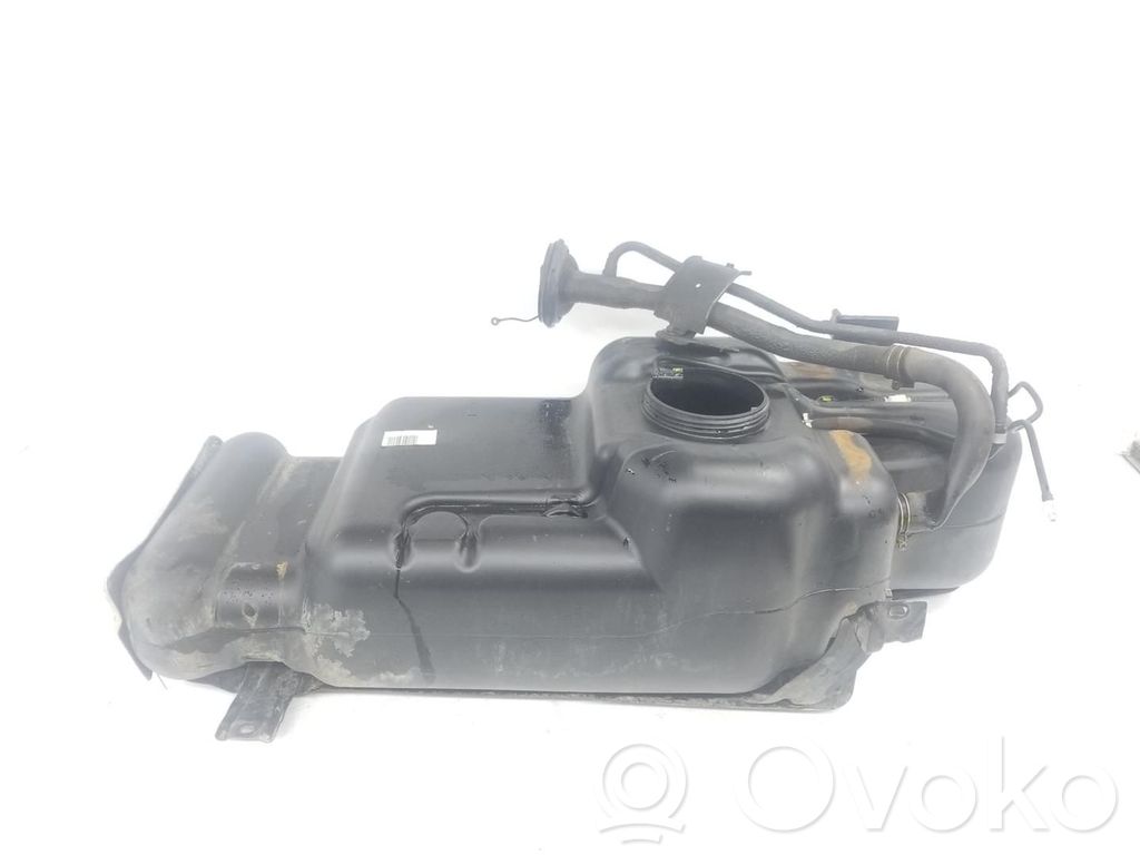 Nissan Navara D23 Rezervor combustibil 
