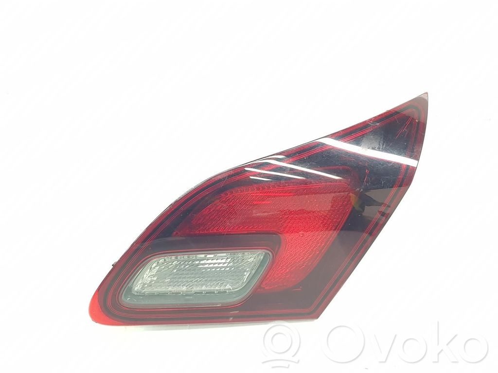 Opel Astra J Luci posteriori del portellone del bagagliaio
