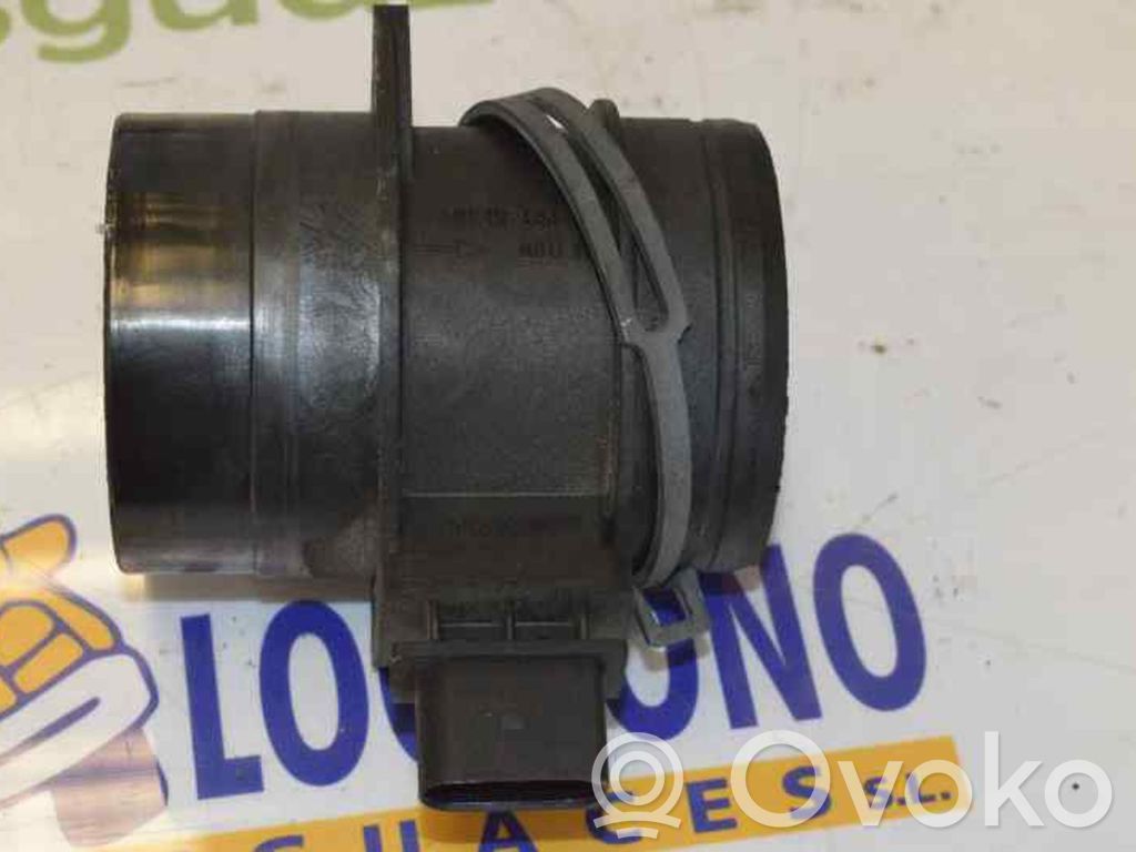 Volkswagen Tiguan Mass air flow meter 