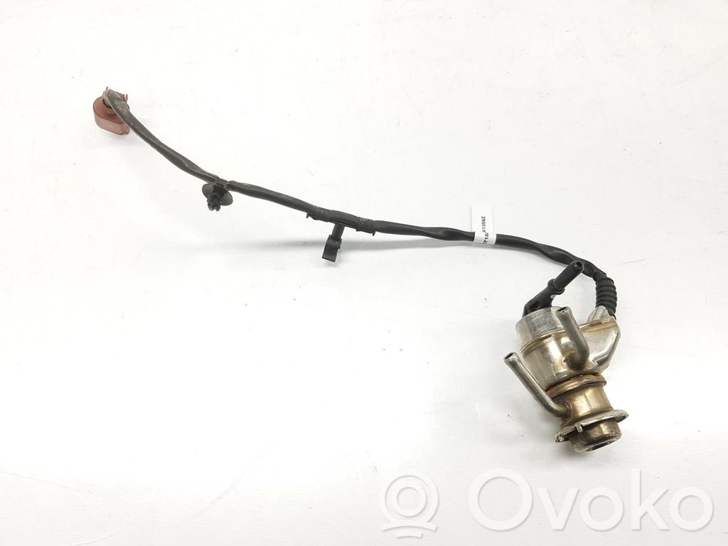 Inyector de combustible   04L131113P,04L131113P