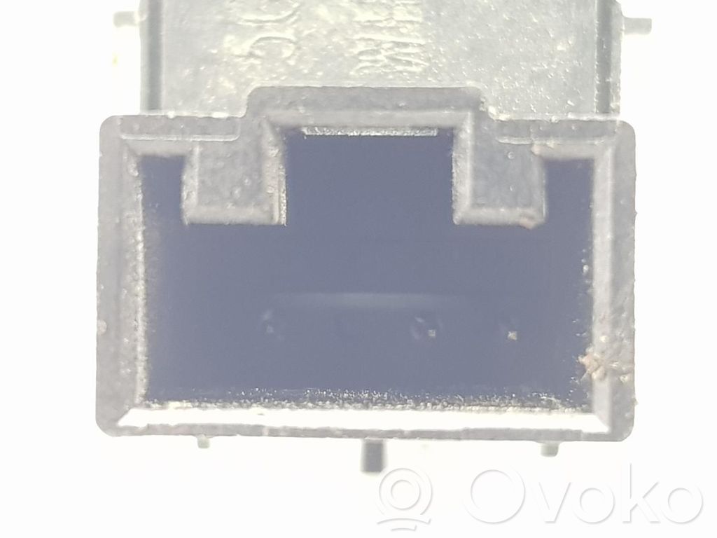 Volkswagen Tiguan Comutator comandă geamuri electrice 