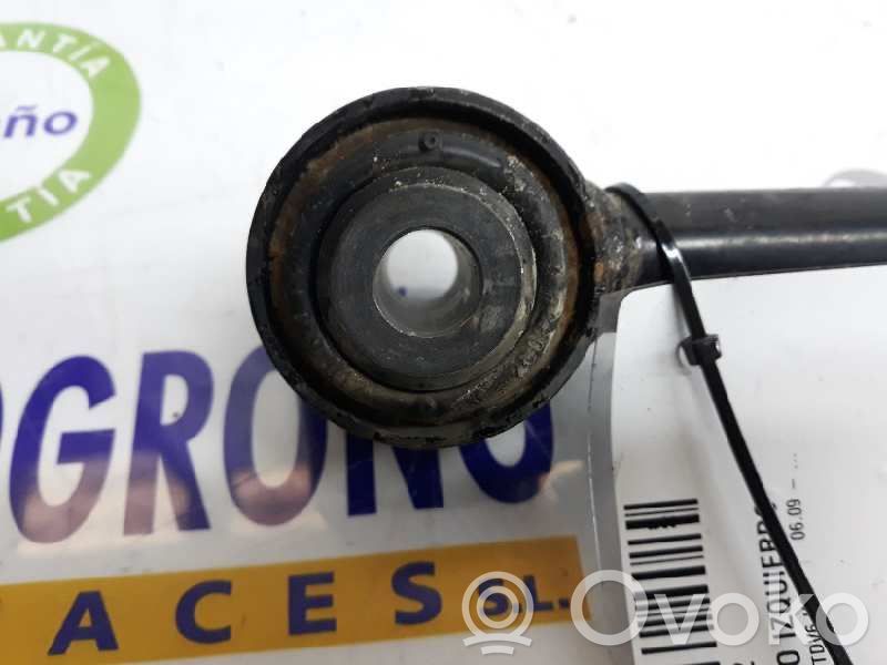 Land Rover Discovery 4 - LR4 Braț control spate 