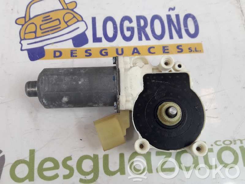 BMW X5M E70 Motor del regulador de la ventanilla de la puerta delantera