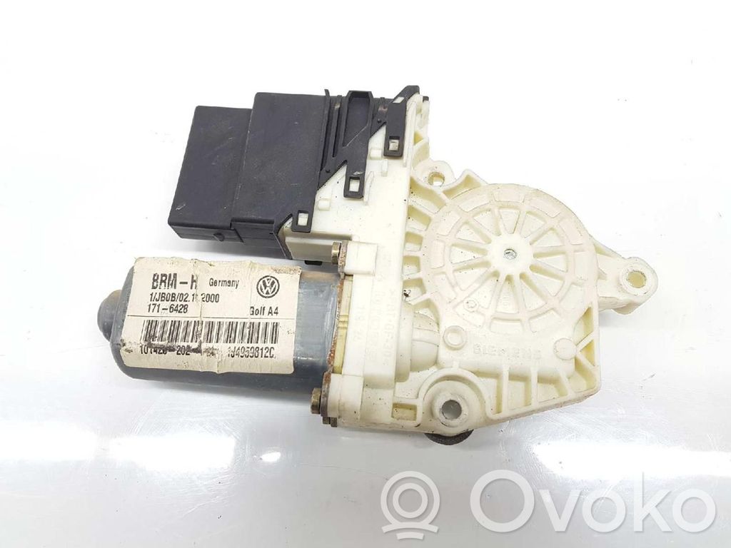 Volkswagen Golf IV Motor macara geam ușă spate 
