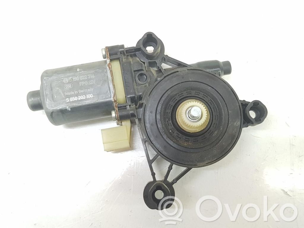 Seat Leon (5F) Motor macara geam ușă față 