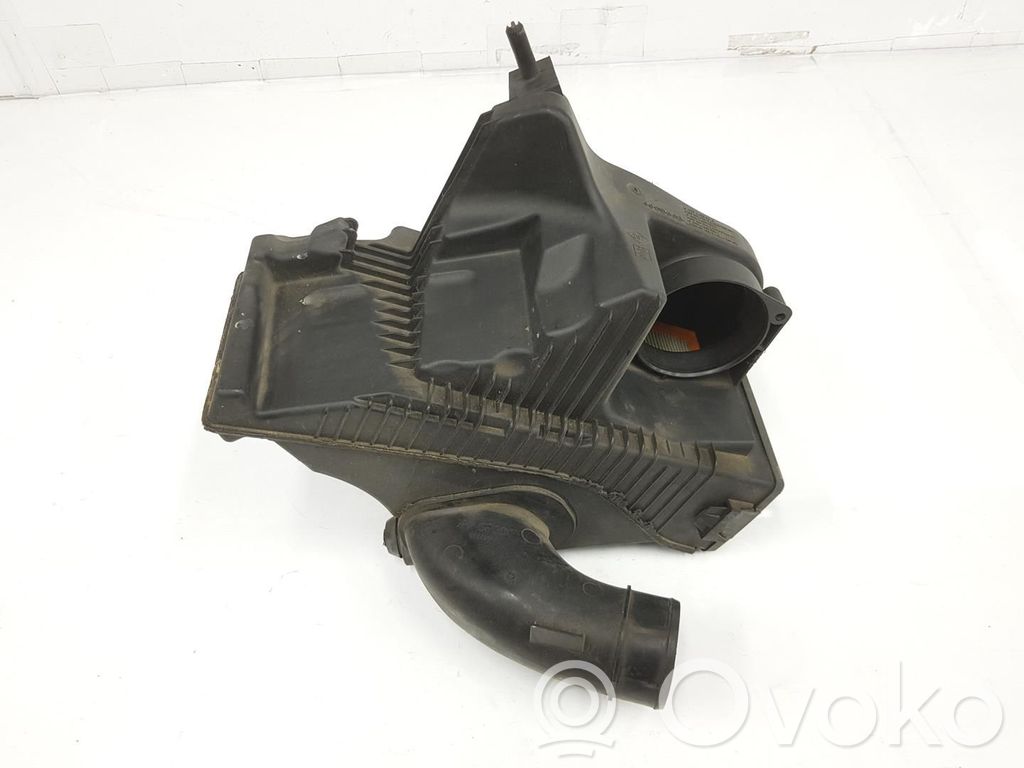 Nissan Juke I F15 Scatola del filtro dell’aria