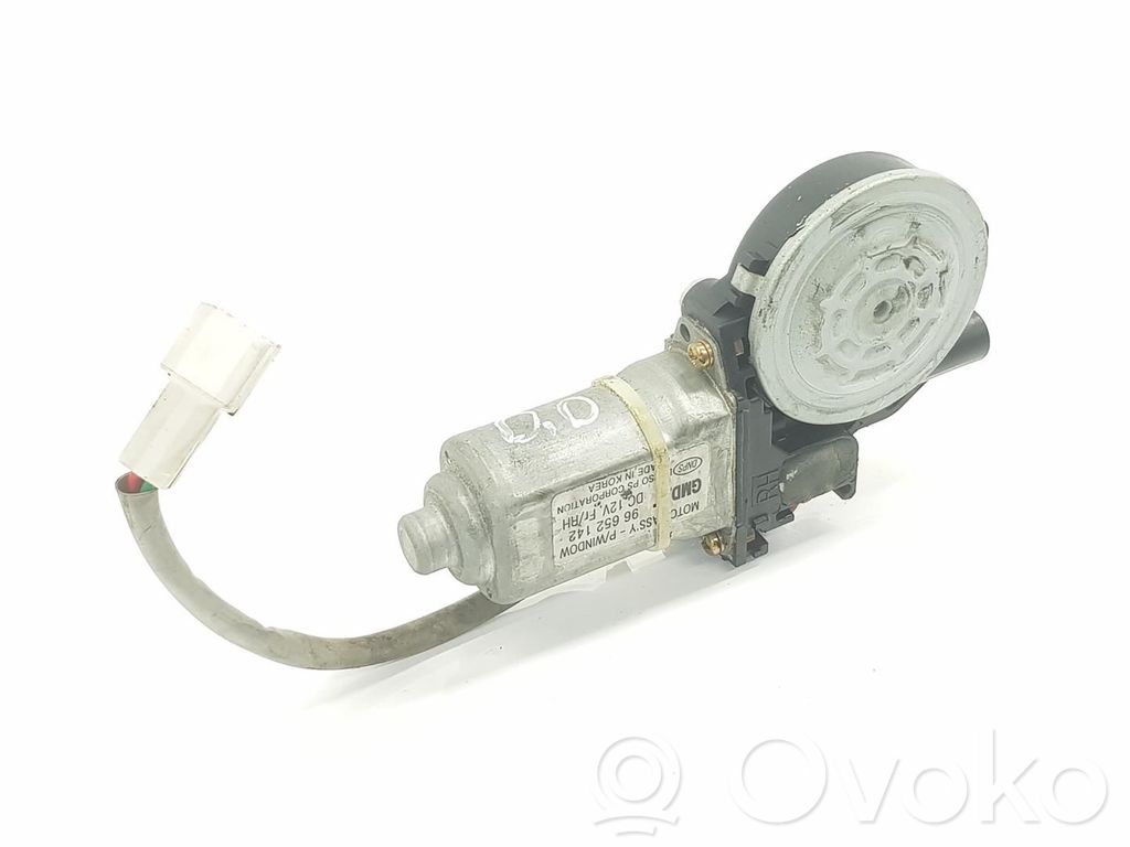 Chevrolet Aveo Motor del regulador de la ventanilla de la puerta delantera