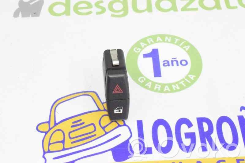 BMW 3 E90 E91 Interruttore luci di emergenza