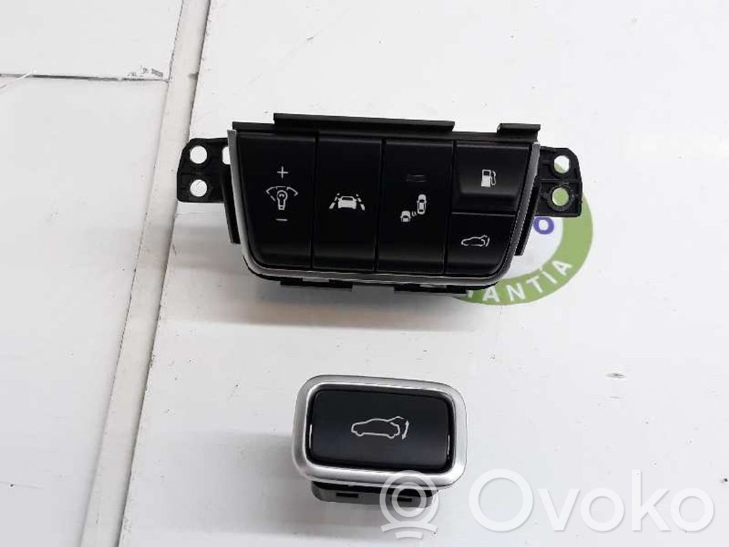 KIA Stinger Autres commutateurs / boutons / leviers 