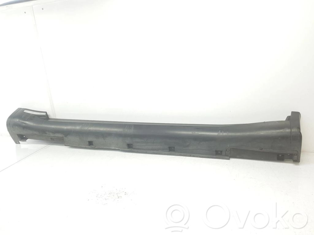 Infiniti FX Kynnyksen/sivuhelman lista 