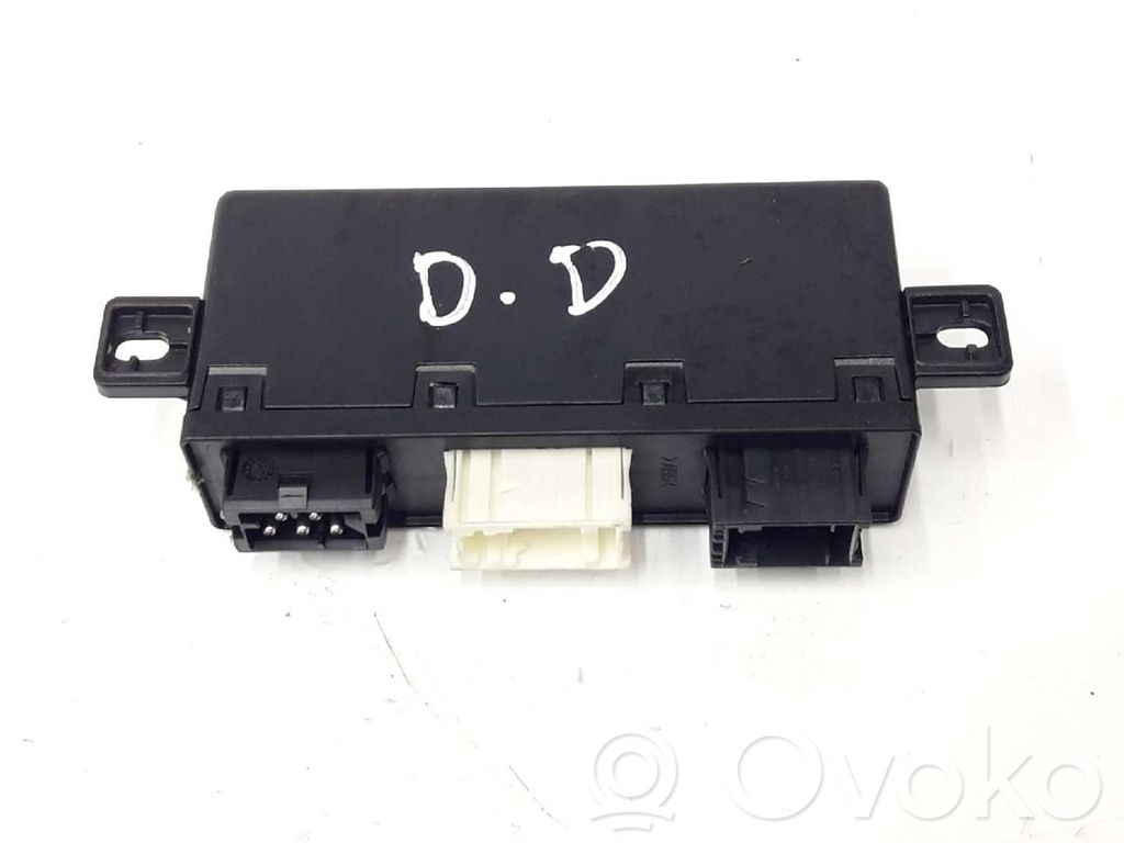 BMW 5 E39 Unidad de control/módulo del bloqueo de puertas 