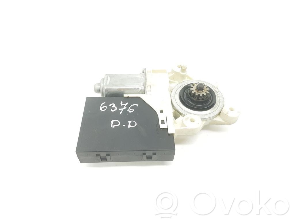 Ford Focus C-MAX Silnik regulatora szyby drzwi przednich 