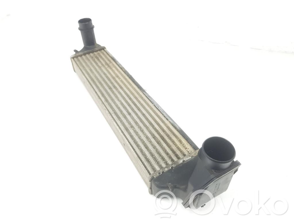 BMW X3 E83 Chłodnica powietrza doładowującego / Intercooler