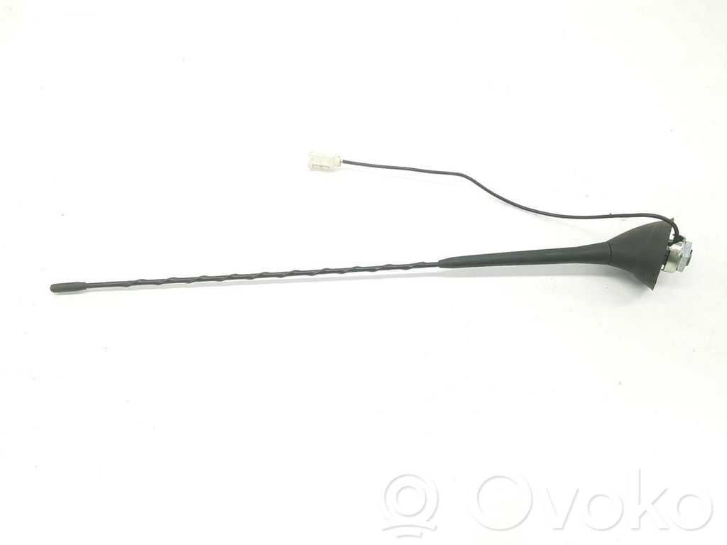 Peugeot 208 I Antenne radio