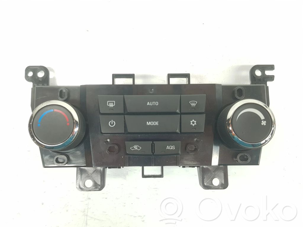 Chevrolet Cruze Climate control unit 