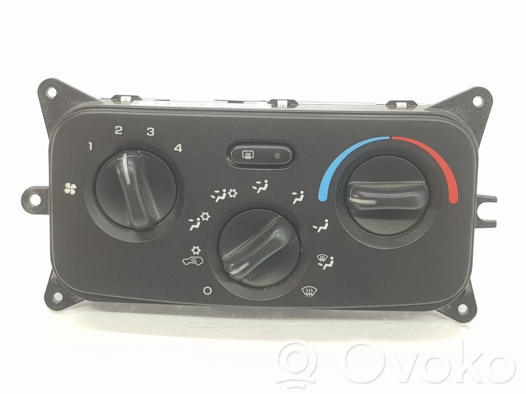 Jeep Cherokee III KJ Climate control unit 