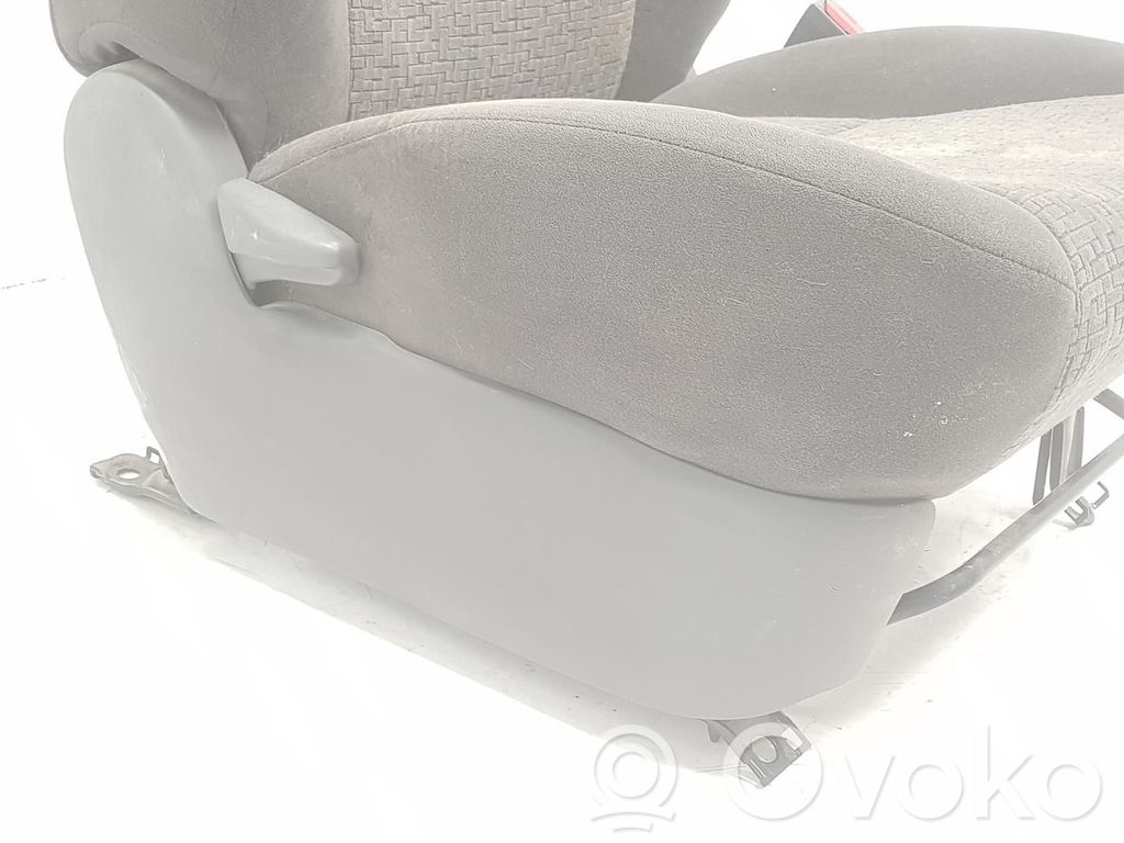 Toyota Land Cruiser (J120) Scaun față pasager 