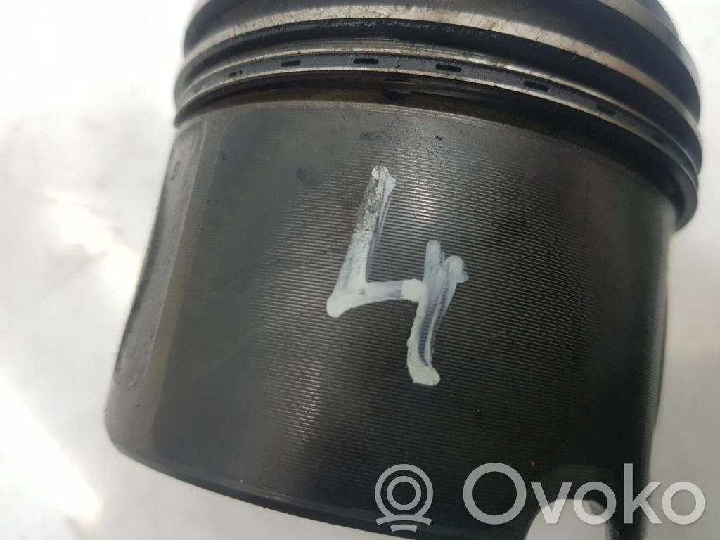 BMW 3 E46 Piston 