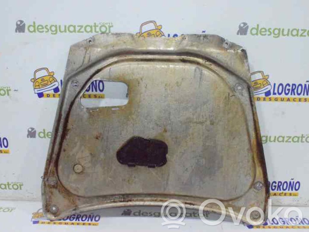 Placa protectora/protector antisalpicaduras motor   31101095656,31101095656