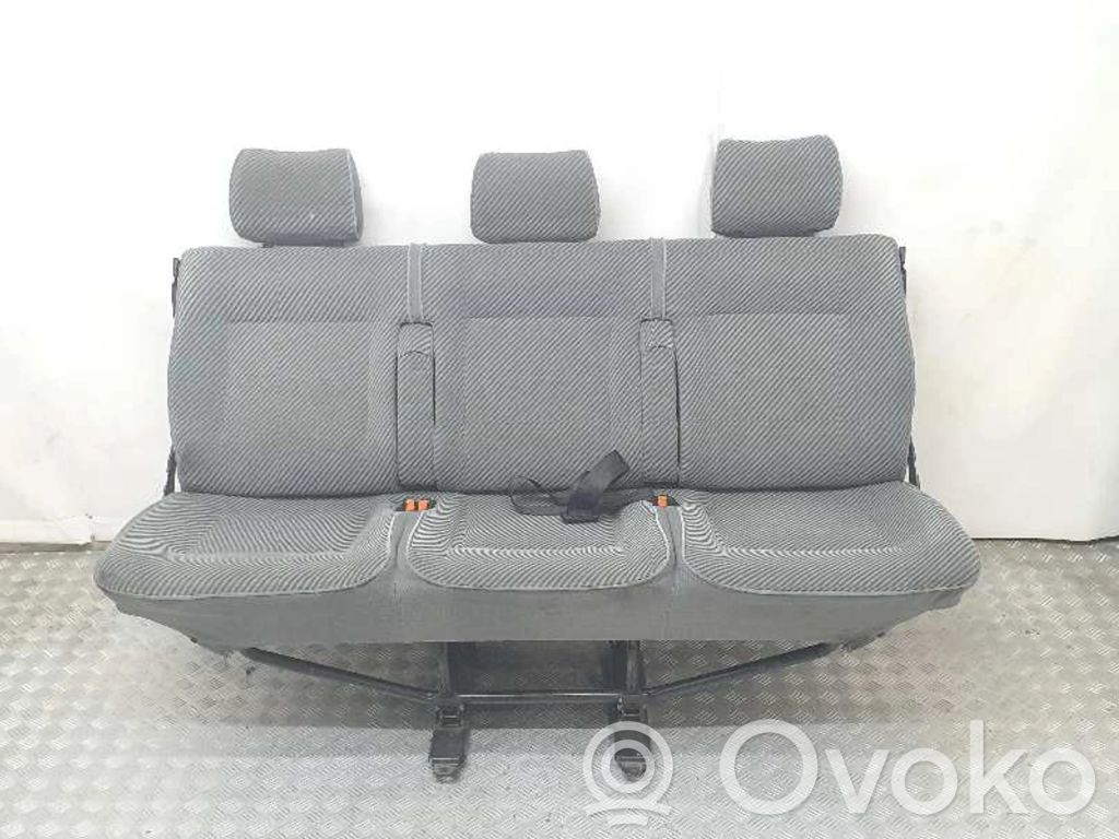 Volkswagen Transporter - Caravelle T4 Second row seats 