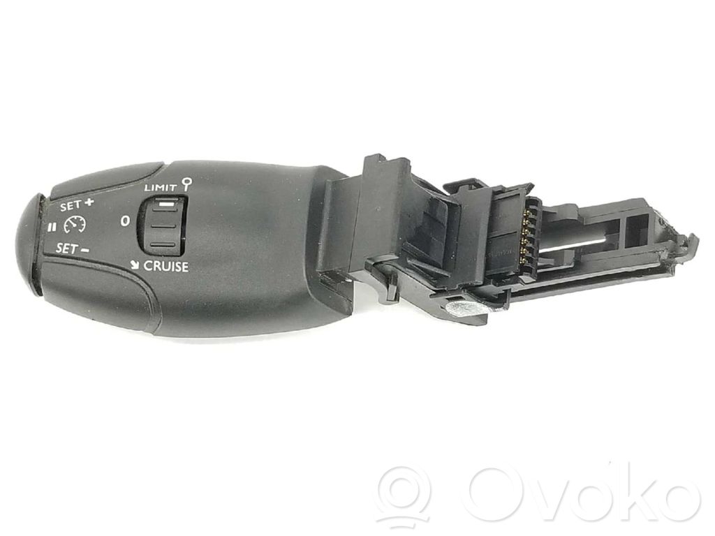 Peugeot Expert Steering wheel buttons/switches 