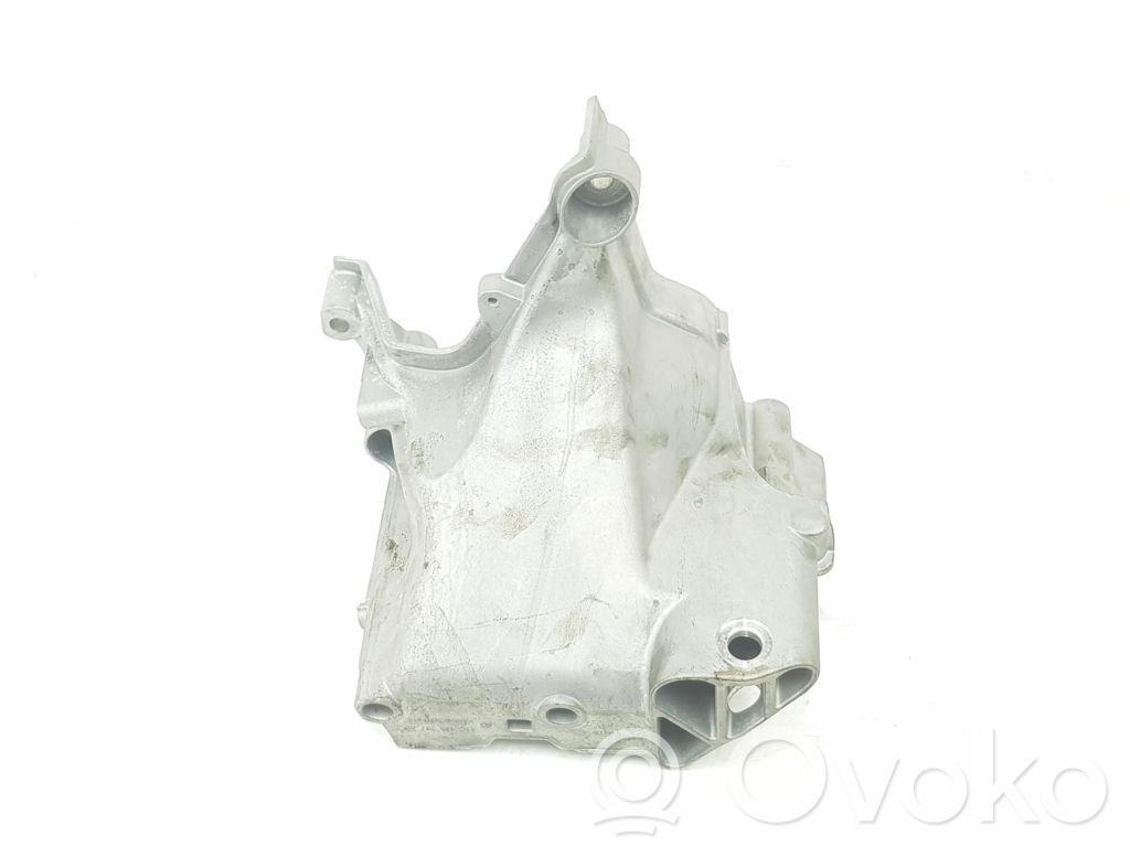 Engine mounting bracket   04C199207AD,04C199207AD,1151CB