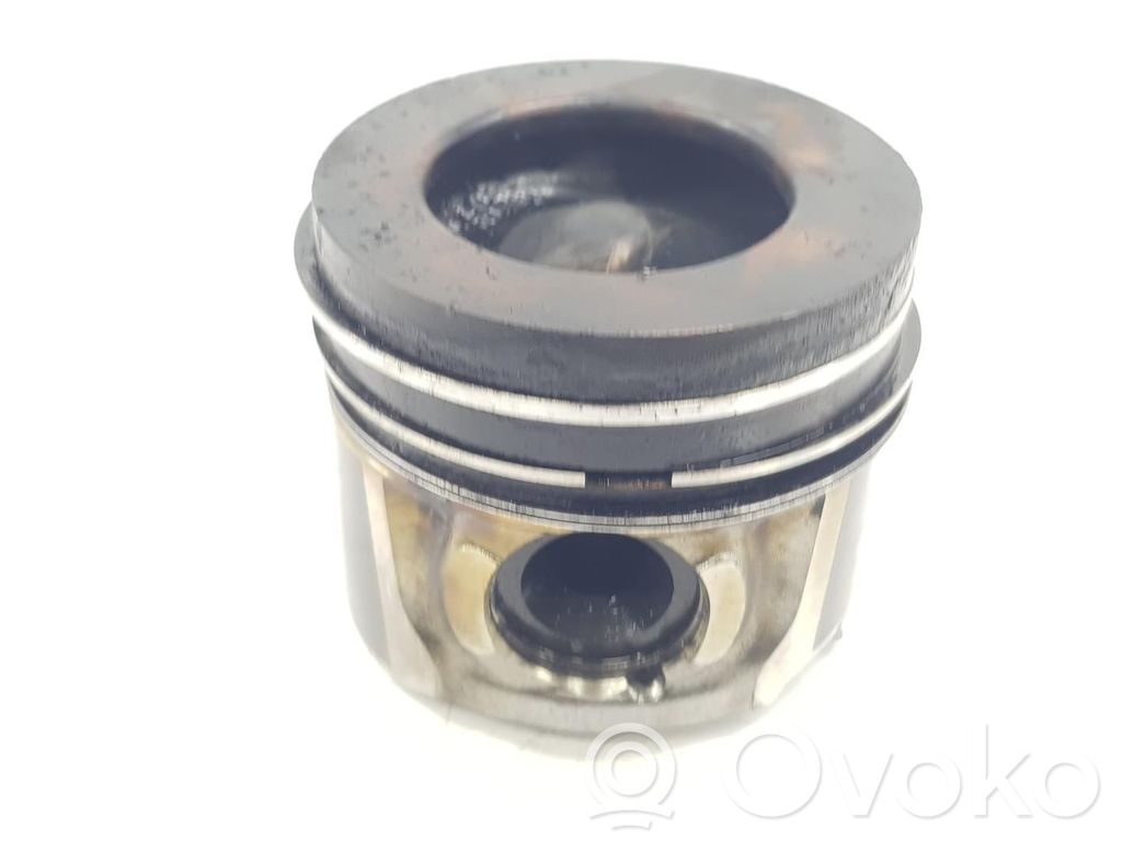 Peugeot Partner Piston 