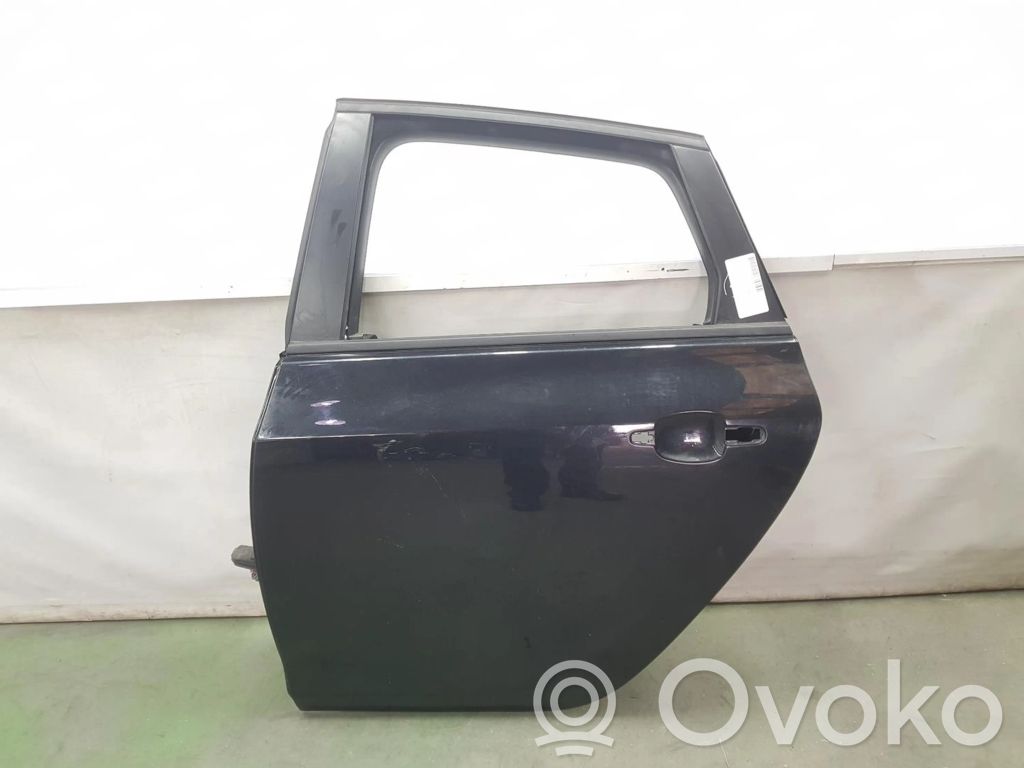 Opel Astra J Puerta trasera 