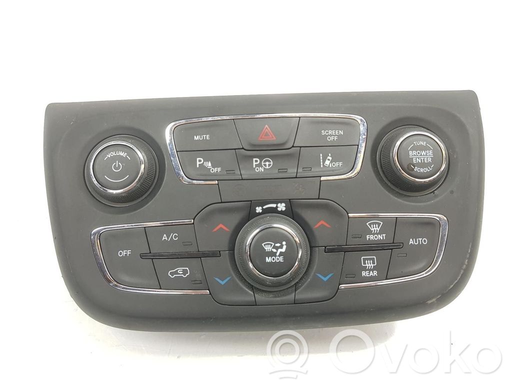 Panel klimatyzacji   5VA48DX9AE,6TM21DX9AB