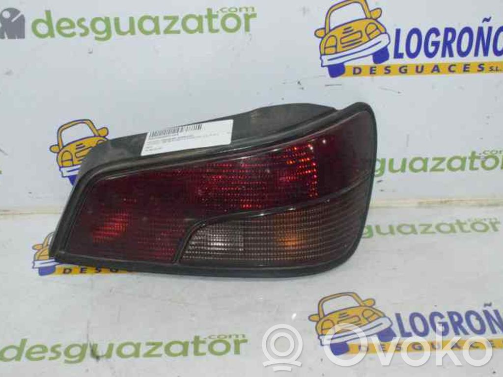 Peugeot 306 Galinis žibintas kėbule 