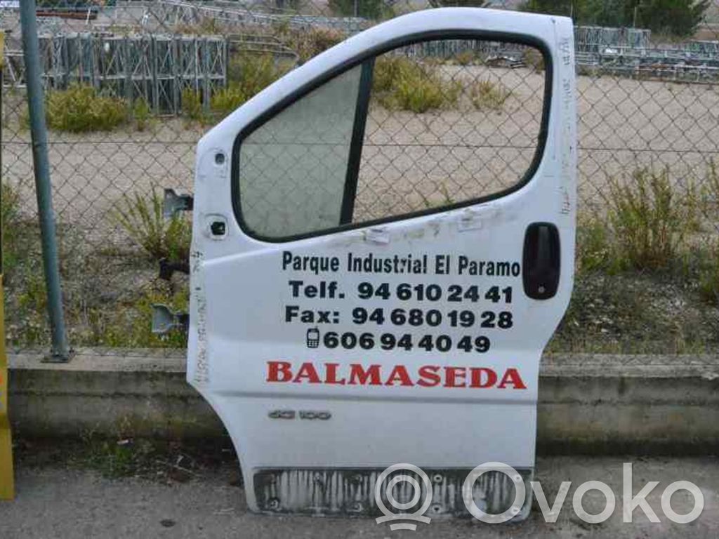 Nissan Primastar Puerta delantera 