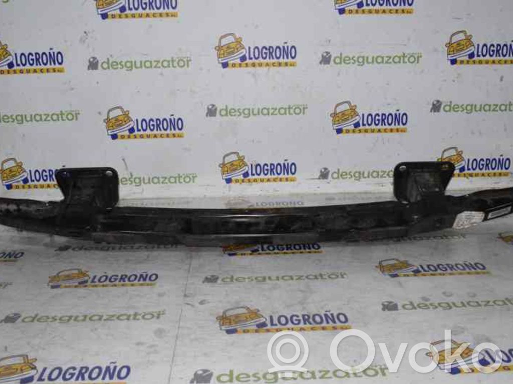Travesaño del parachoques trasero   7179677