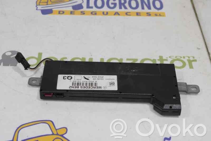 Mercedes-Benz C W203 Amplificatore