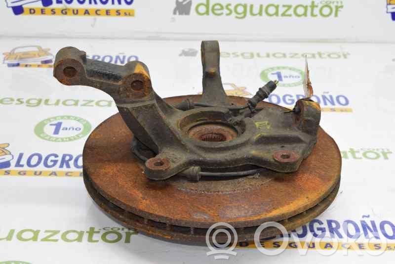 Renault Espace IV Achsschenkel vorne 