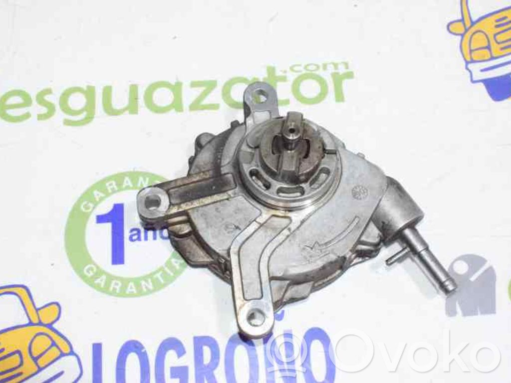 Toyota Corolla Verso AR10 Pompe à vide