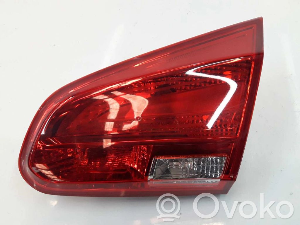KIA Ceed Tailgate rear/tail lights 