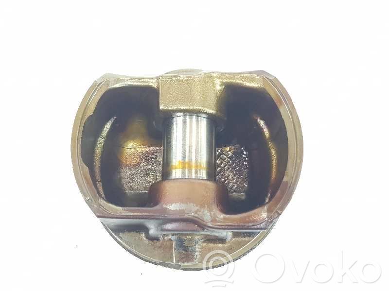 BMW 3 E46 Piston 
