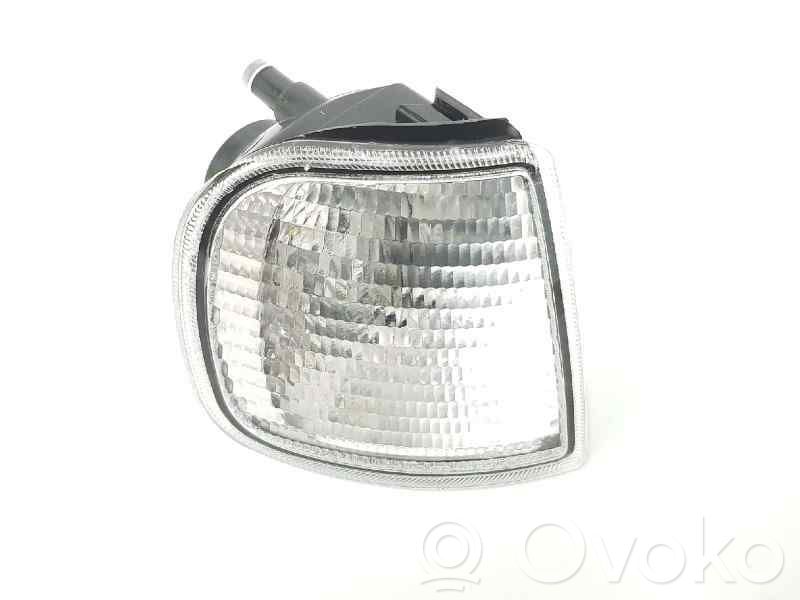 Seat Cordoba (6K) Far