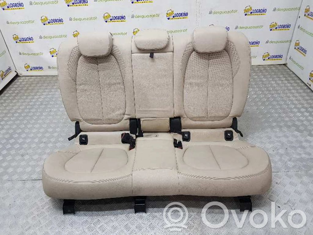 BMW X1 F48 F49 Kanapa tylna / Fotel drugiego rzędu 