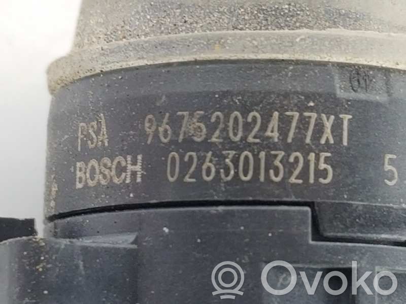 Peugeot 2008 I Uchwyt tylnego czujnika parkowania PDC 