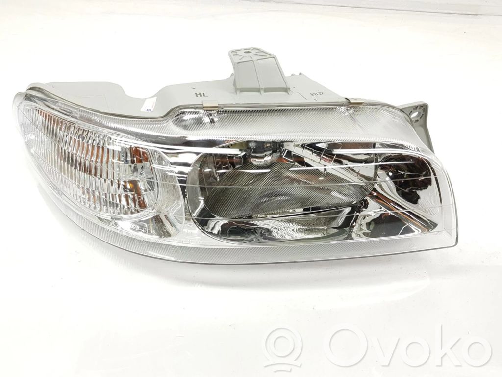 Daewoo Nubira Headlight/headlamp 