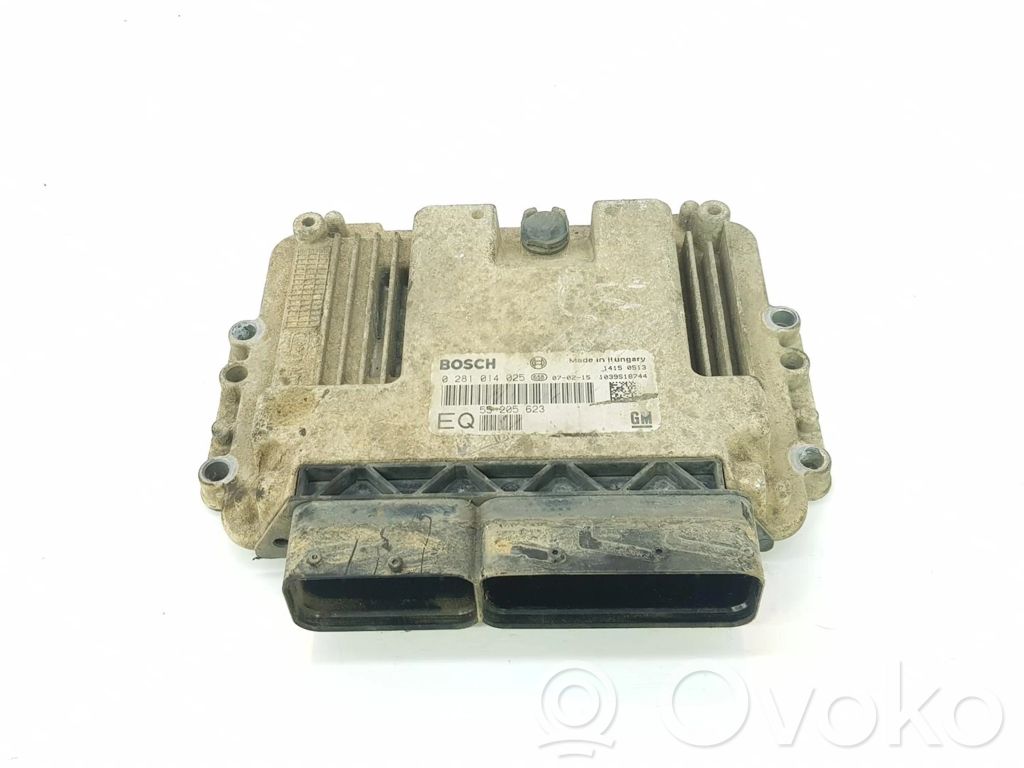 Opel Astra H Engine control unit/module 