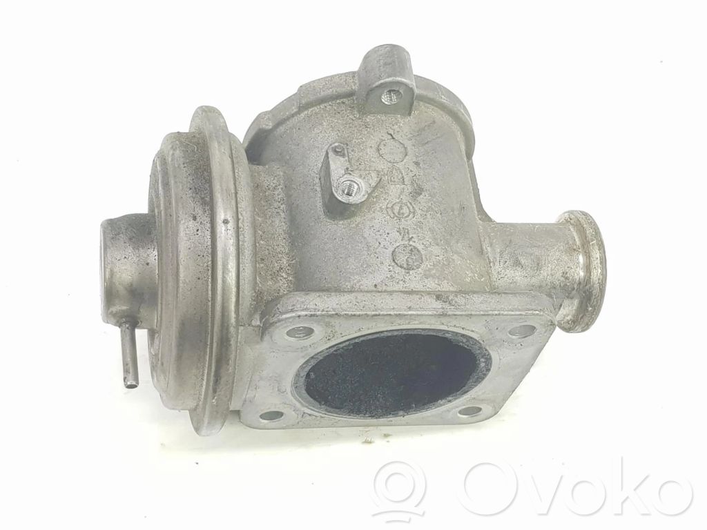 BMW 3 E90 E91 EGR vožtuvas 