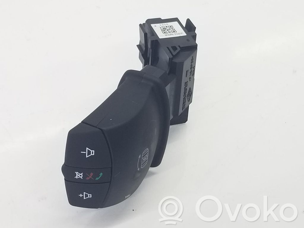 Boutons / interrupteurs volant   255529492R,255529492R