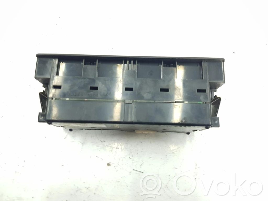 Land Rover Discovery Panel klimatyzacji 