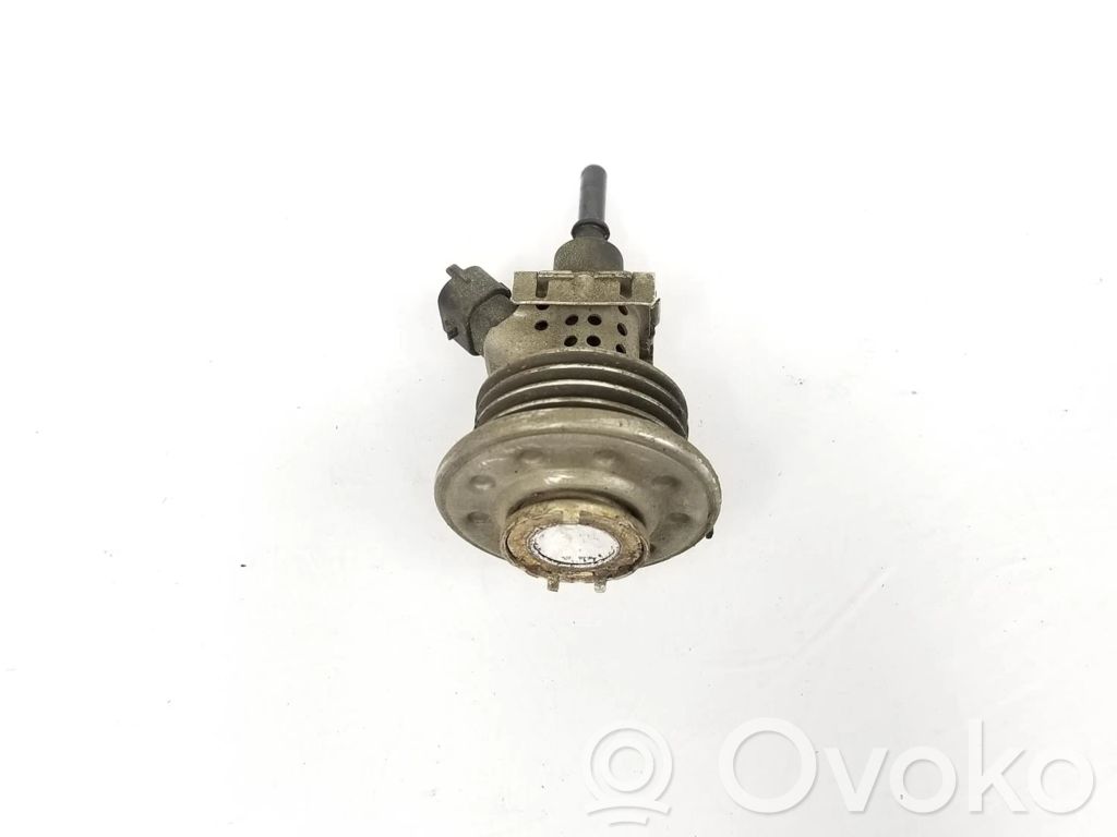 Iveco Daily 6th gen Inyector de combustible 