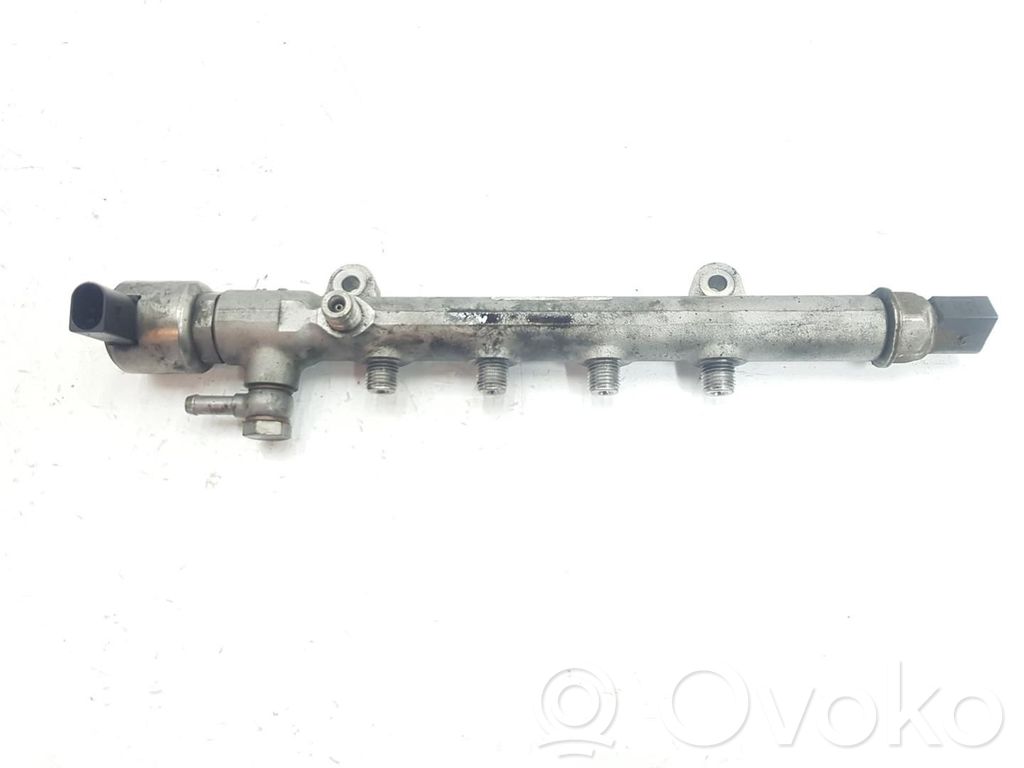 Mercedes-Benz B W246 W242 Linea principale tubo carburante